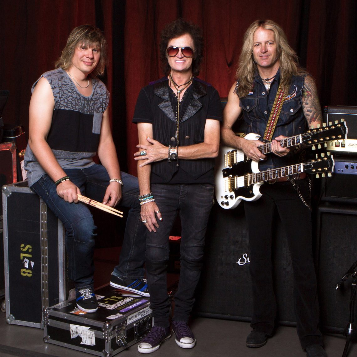 Glenn Hughes unveils official photo of new band All About The Rock