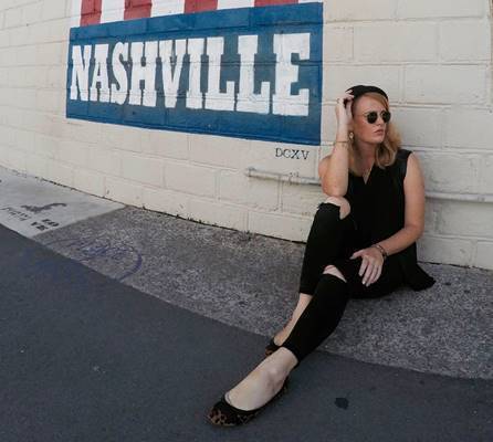 Elles Bailey releases her double A side, video AND is announced to play Ramblin’ Man