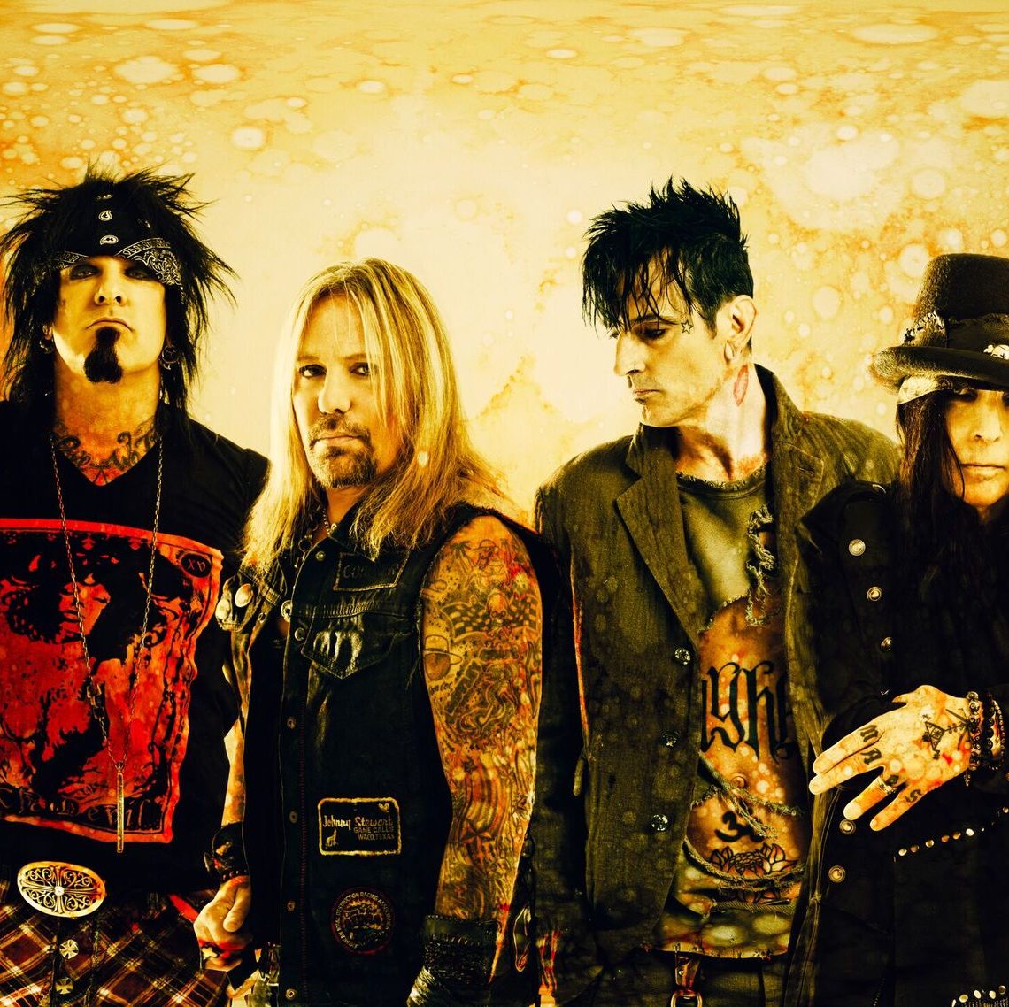 MOTLEY CRUE STADIUM TOUR 2022 KICKS OFF THIS JUNE