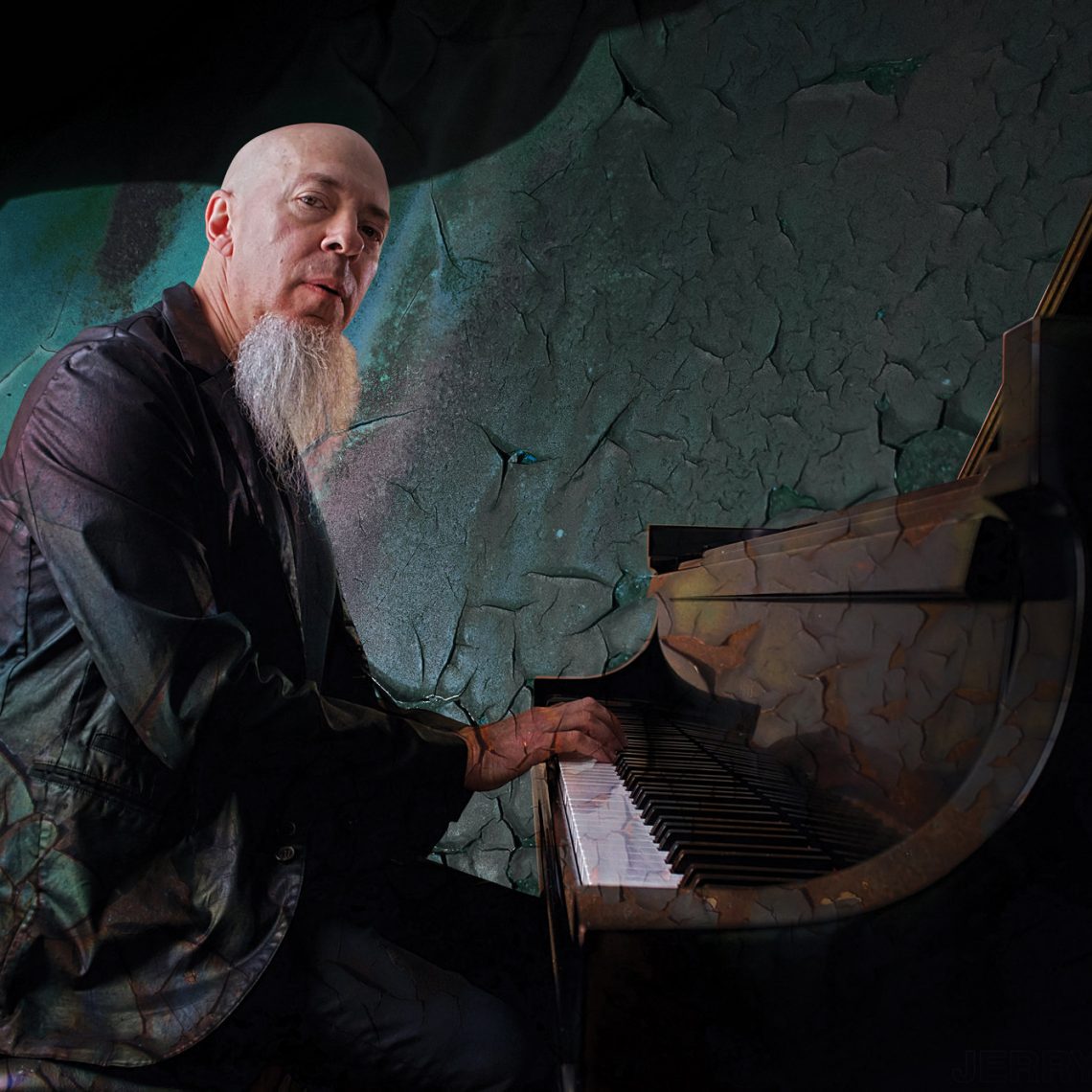 Jordan rudess. Dream Theater Джордан Рудесс. Джордан Рудесс 2000. Jordan Rudess wired for Madness. Джордан Рудесс с женой.