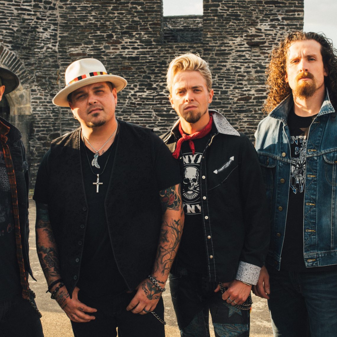 BLACK STONE CHERRY announce UK tour, album coming