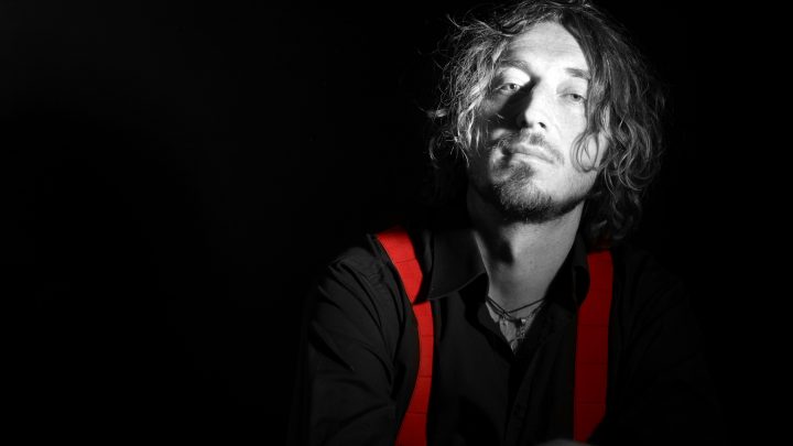 Wille and the Bandits’ Frontman Releases single and reveals video ‘Houses on the Sand’ to Help the Homeless: Video, Single and EP Now Out!
