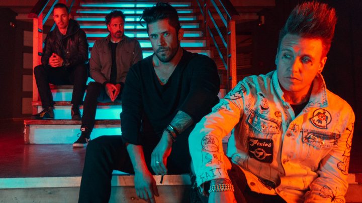 PAPA ROACH KICK OFF MENTAL HEALTH AWARENESS MONTH WITH NEW LYRIC VIDEO FOR “HELP (AELONIA REMIX)”