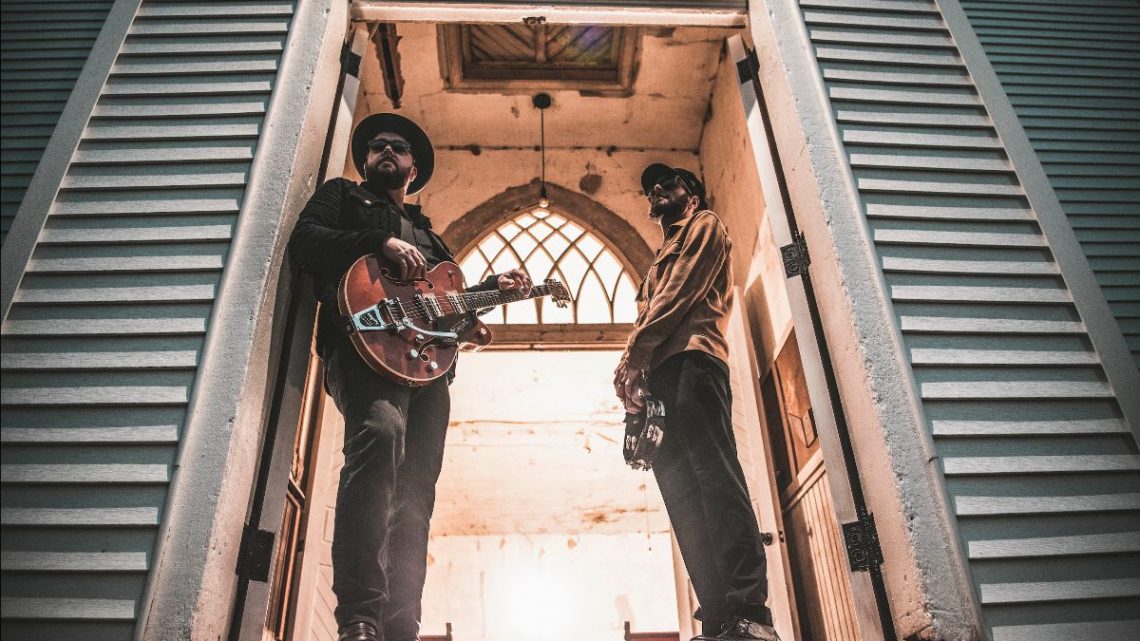 Indiana duo The Cold Stares will release their new album Heavy Shoes on 13th August