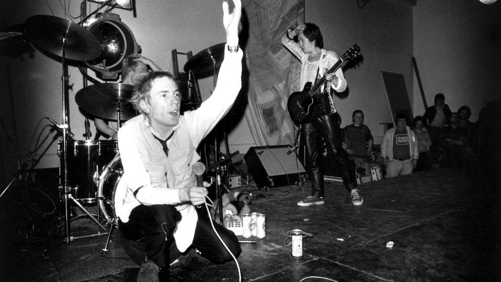 Sex Pistols: 76-77 - 4 CD Box Review - All About The Rock