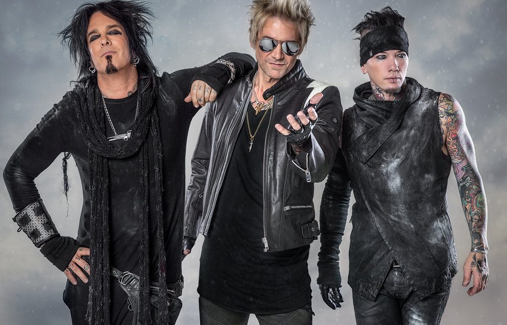 SIXX:A.M. ANNOUNCE ‘HITS’ ALBUM  SET FOR OCTOBER 22, 2021 RELEASE