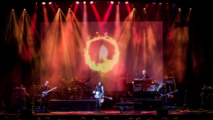 Marillion ask fans to ‘insure’ they keep the show on the road