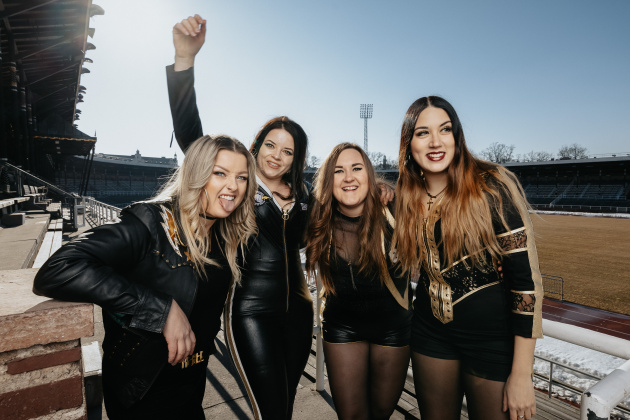 Swedish Heavy Rock Ladies THUNDERMOTHER Announce New Album “Black And Gold”.