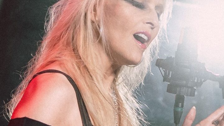 DORO RELEASES SURPRISE NEW SINGLE  ‘RAISE YOUR FIST IN THE AIR… IN HEAVEN MIX’