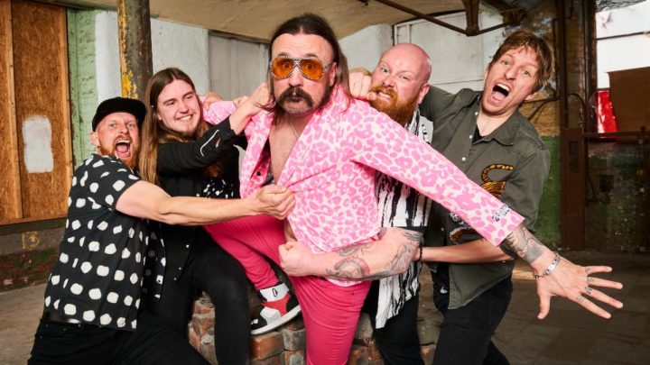 MASSIVE WAGONS DROP NEW YACHT ROCK-INSPIRED SINGLE & VIDEO   ‘PLEASE STAY CALM’