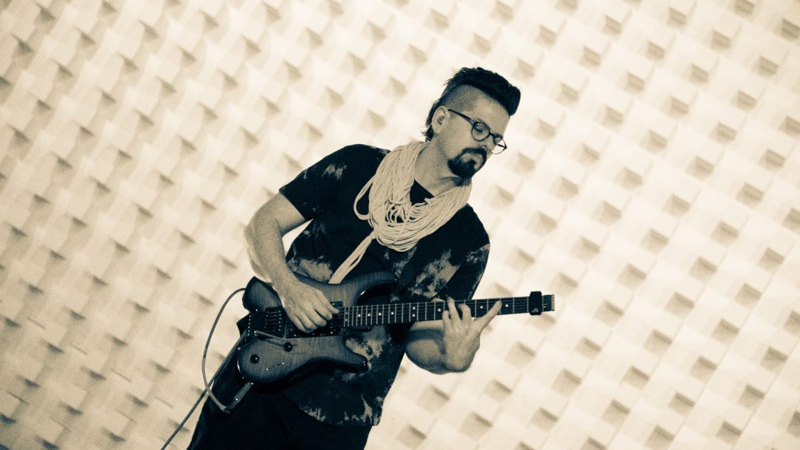 Solo prog guitarist Jan Rivera releases new video ft. Jordan Rudess, Marco Minnemann, Mohini Dey