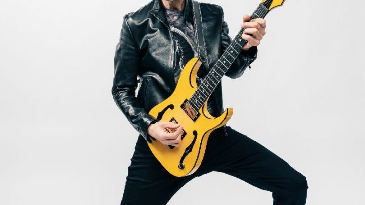 Paul Gilbert Reveals Cover of “Man on the Silver Mountain”  Taken from The Dio Album Released: 7 April 2023