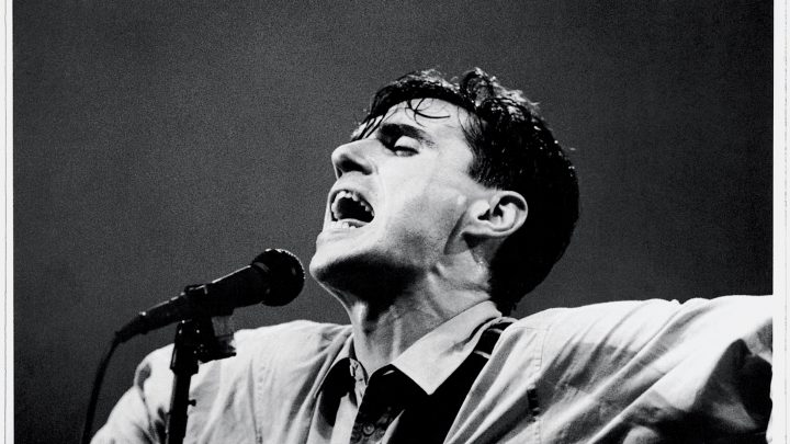 TALKING HEADS  STOP MAKING SENSE      Deluxe Edition Of Legendary Concert Film Soundtrack To Be Released As Limited Edition 2-LP Set And Digitally   With Two Previously Unreleased Songs On August 18