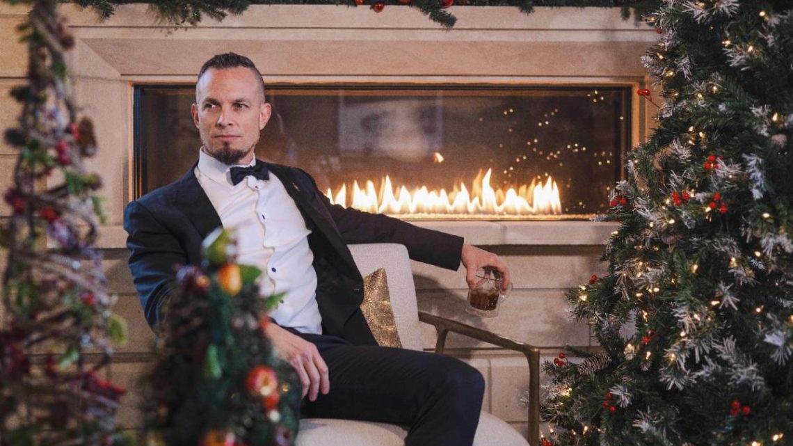 MARK TREMONTI shares video for new song Christmas Morning, releases Christmas album today