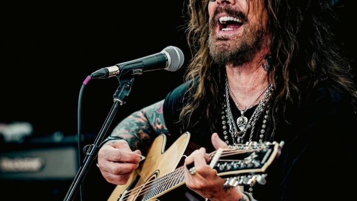 John Corabi (Motley Crue/ The Dead Daisies) To Headline G4L Records Cancer Benefit Show #1 Oct 17th at The Eighth Room Nashville
