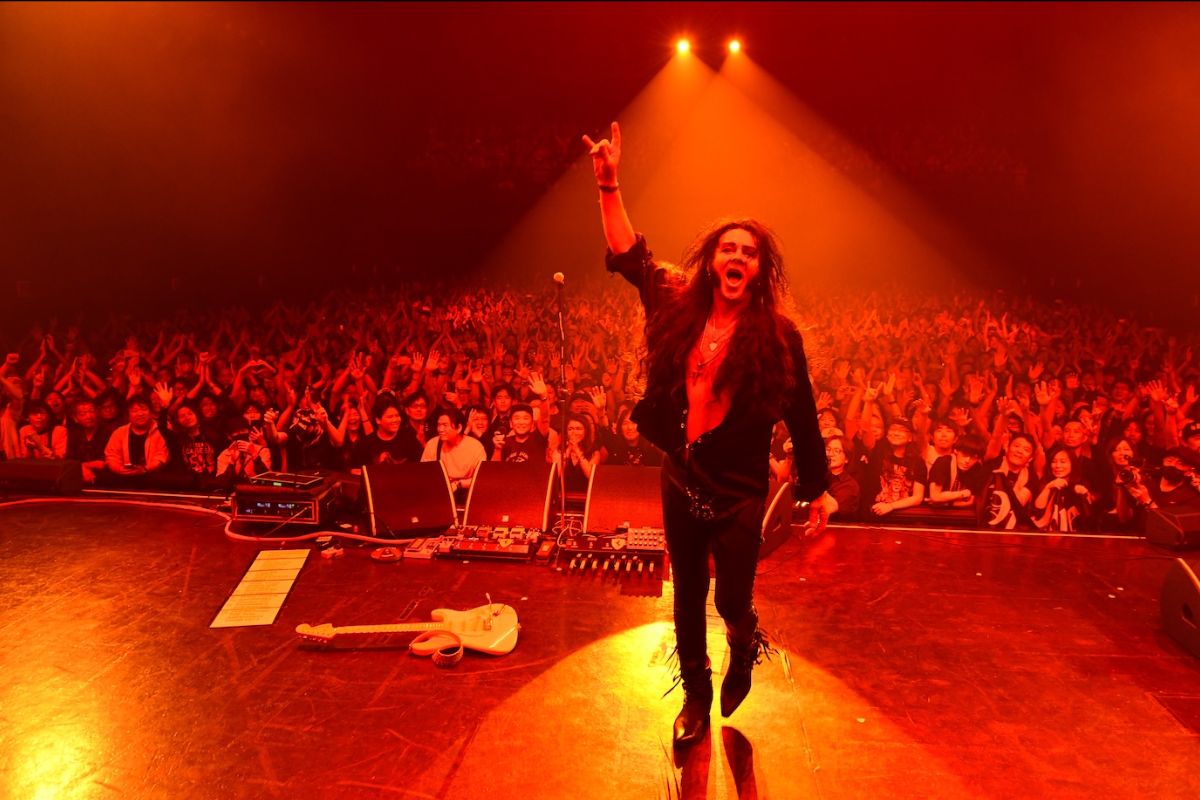 Yngwie Malmsteen Celebrates His Illustrious 40th Anniversary Yngwie Malmsteen Celebrates His Illustrious 40th Anniversary